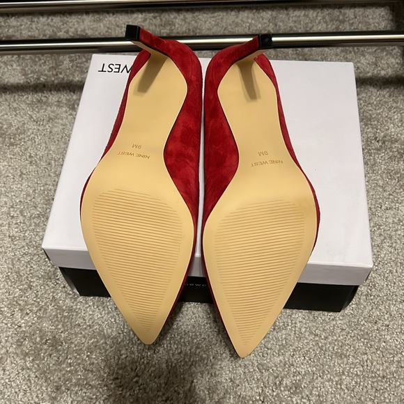 Red Heels - Suede - NINE WEST - Never Worn - Picture 5 of 7